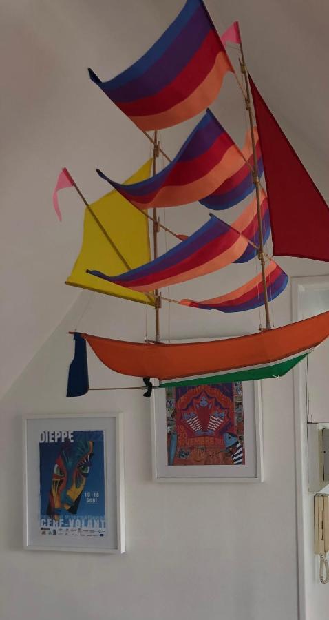 Toutes Voiles Dehors - Vue Mer & Chateau - Cosy ディエップ エクステリア 写真